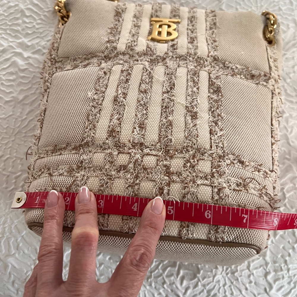 Authentic BURBERRY Shoulder Bag - Picture 5 of 16